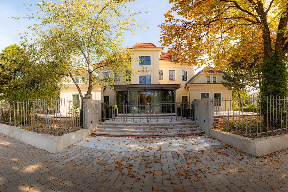 Hotel ALBRECHT