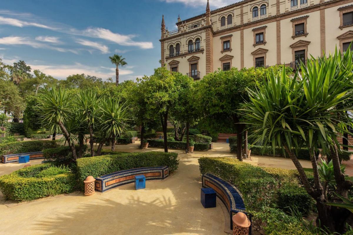 Hotel Alfonso XIII, a Luxury Collection Hotel, Seville