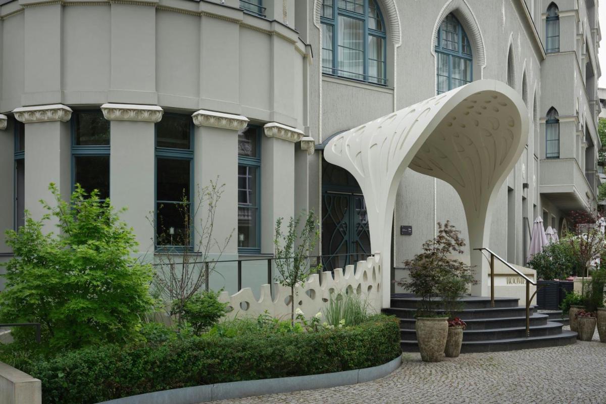 Roomers Berlin Steinplatz, Autograph Collection