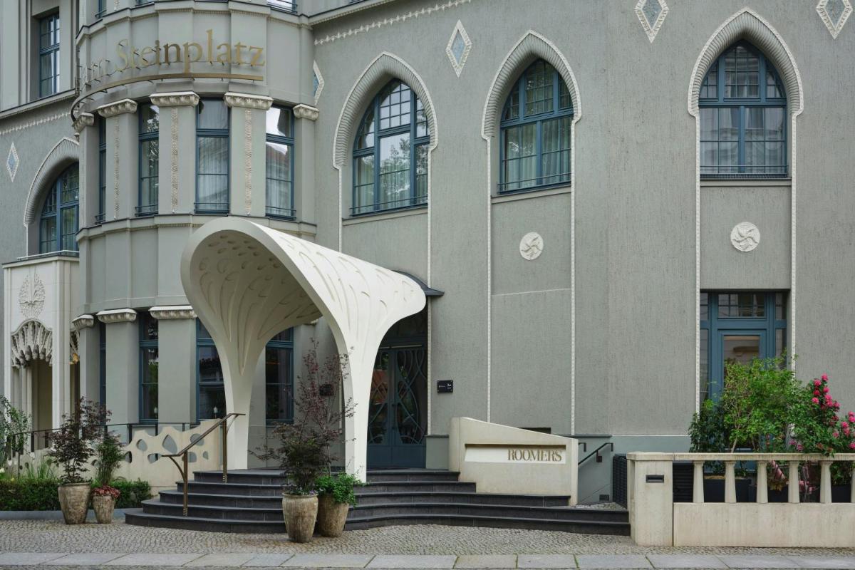 Roomers Berlin Steinplatz, Autograph Collection