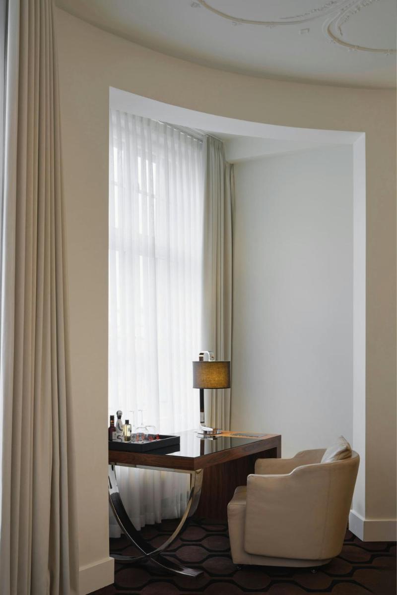 Roomers Berlin Steinplatz, Autograph Collection