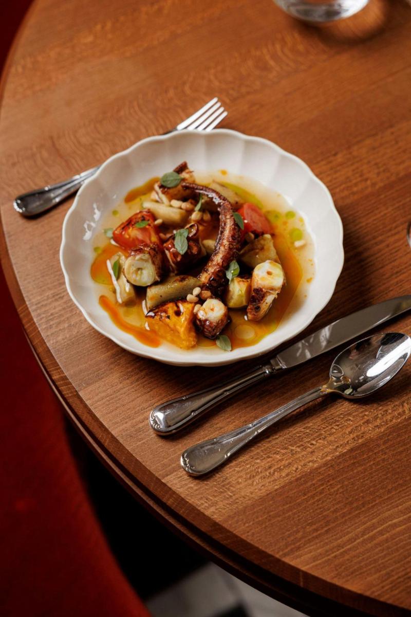 Roomers Berlin Steinplatz, Autograph Collection