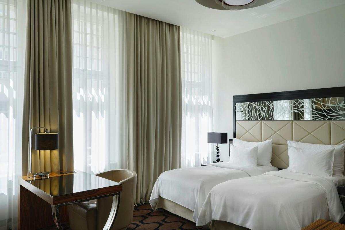 Roomers Berlin Steinplatz, Autograph Collection