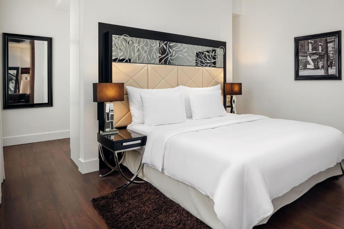 Roomers Berlin Steinplatz, Autograph Collection