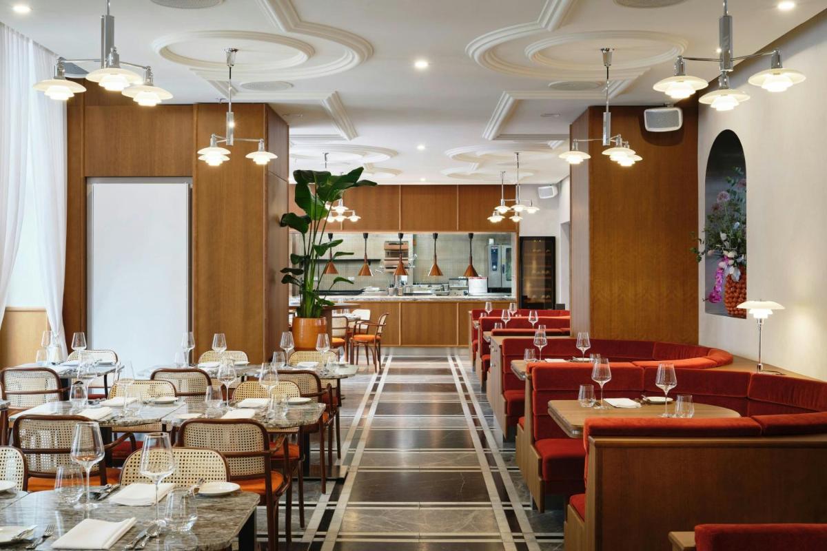 Roomers Berlin Steinplatz, Autograph Collection
