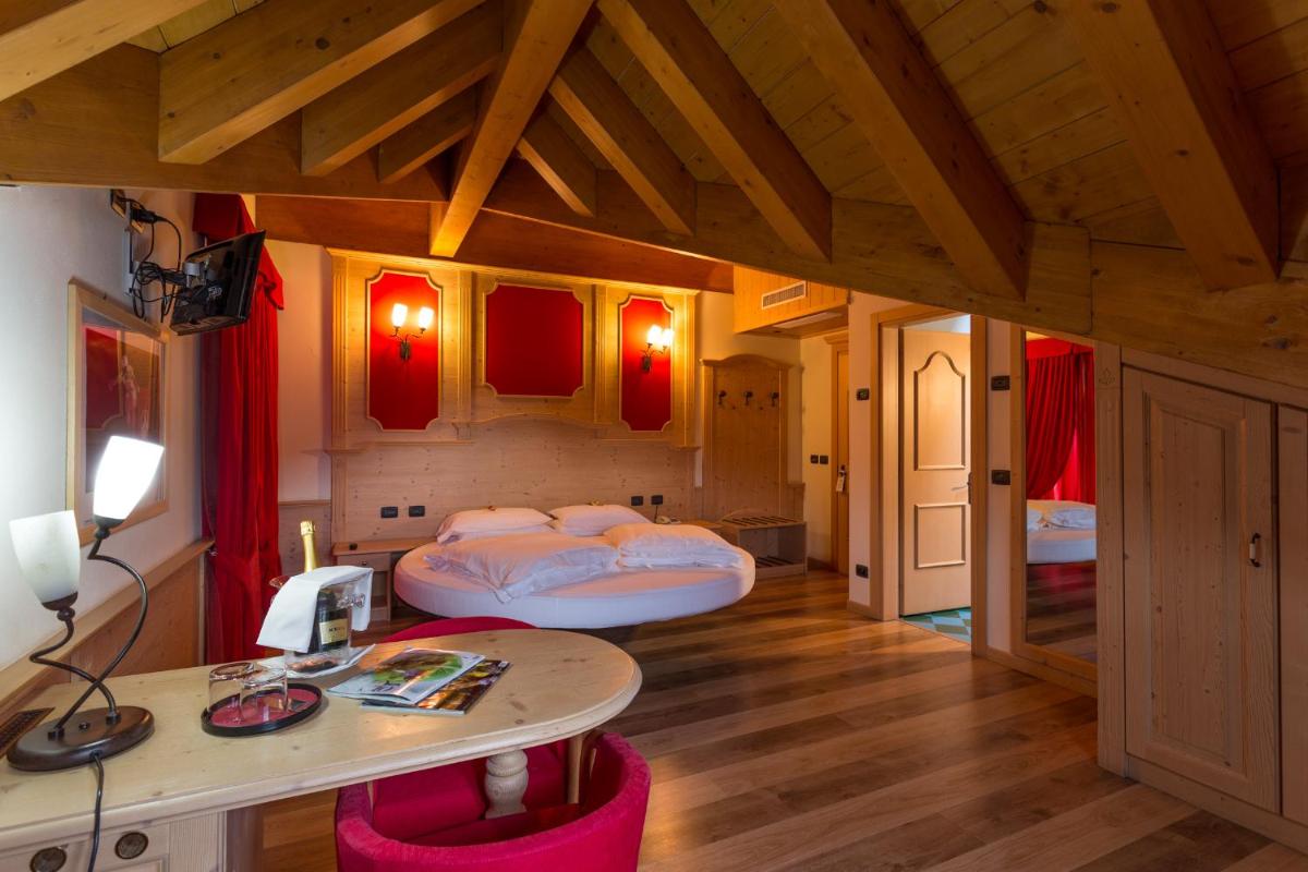 Hotel Arisch
