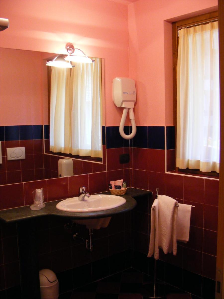 Hotel Arisch