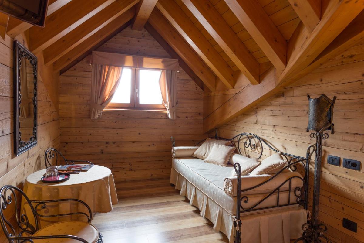 Hotel Arisch