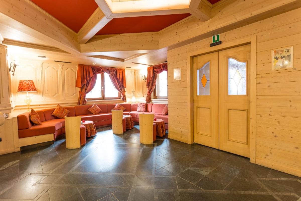 Hotel Arisch