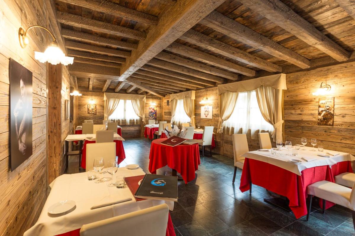 Hotel Arisch