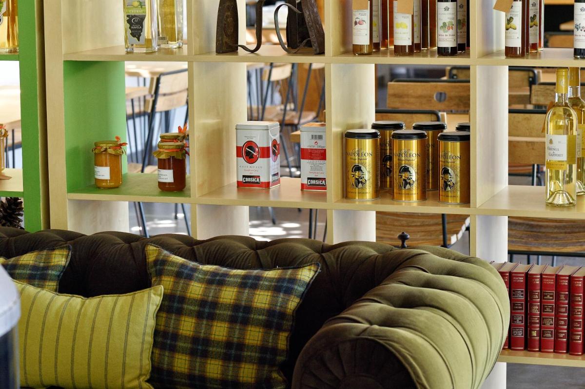 Artemisia Boutique Hotel