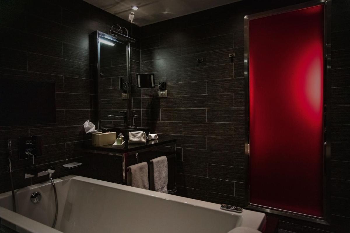 Avenue Lodge Hotel & Spa