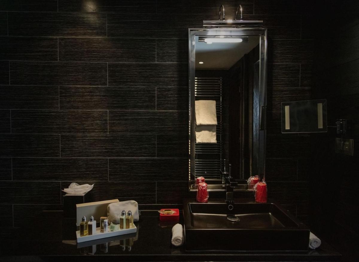 Avenue Lodge Hotel & Spa