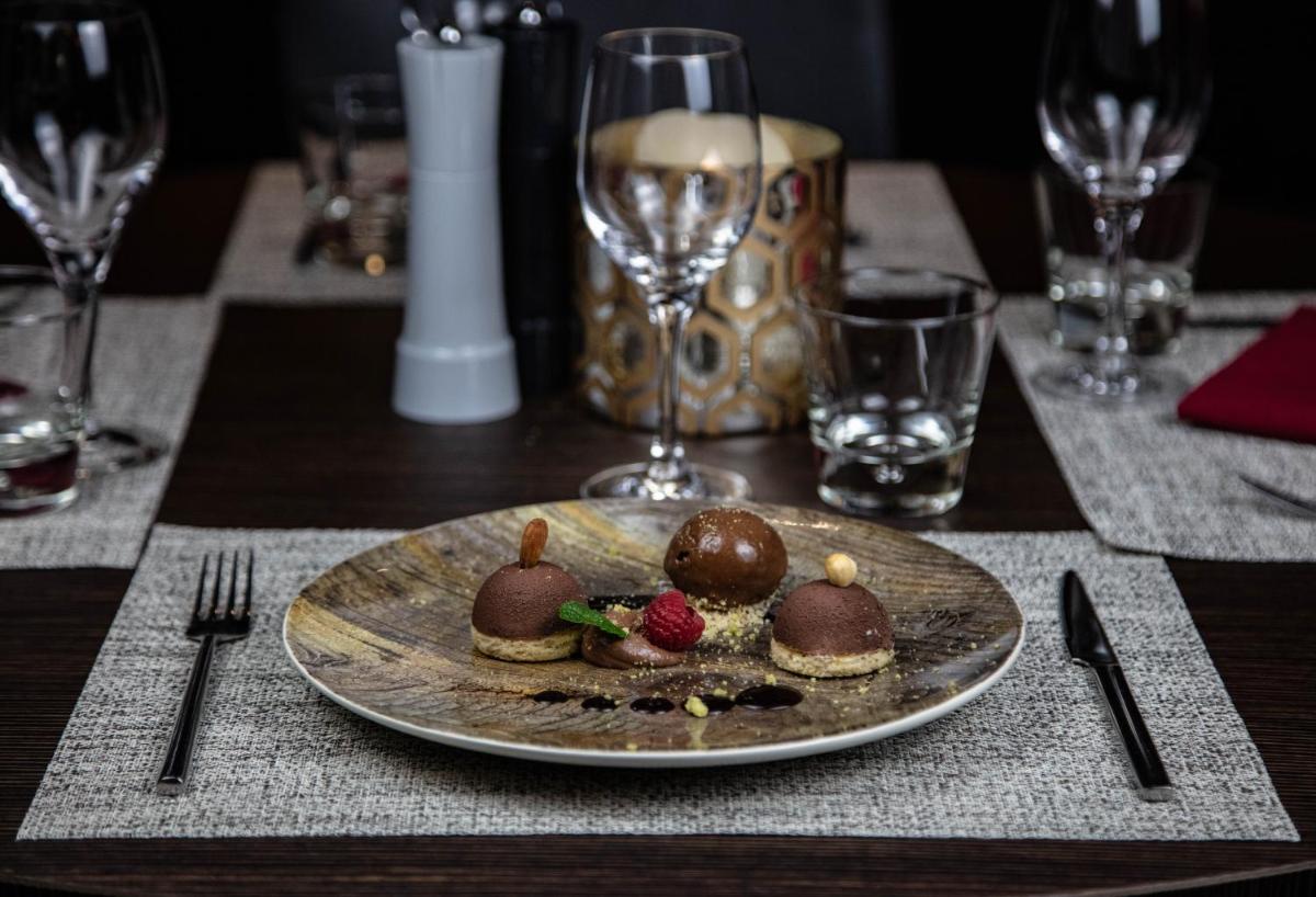 Avenue Lodge Hotel & Spa