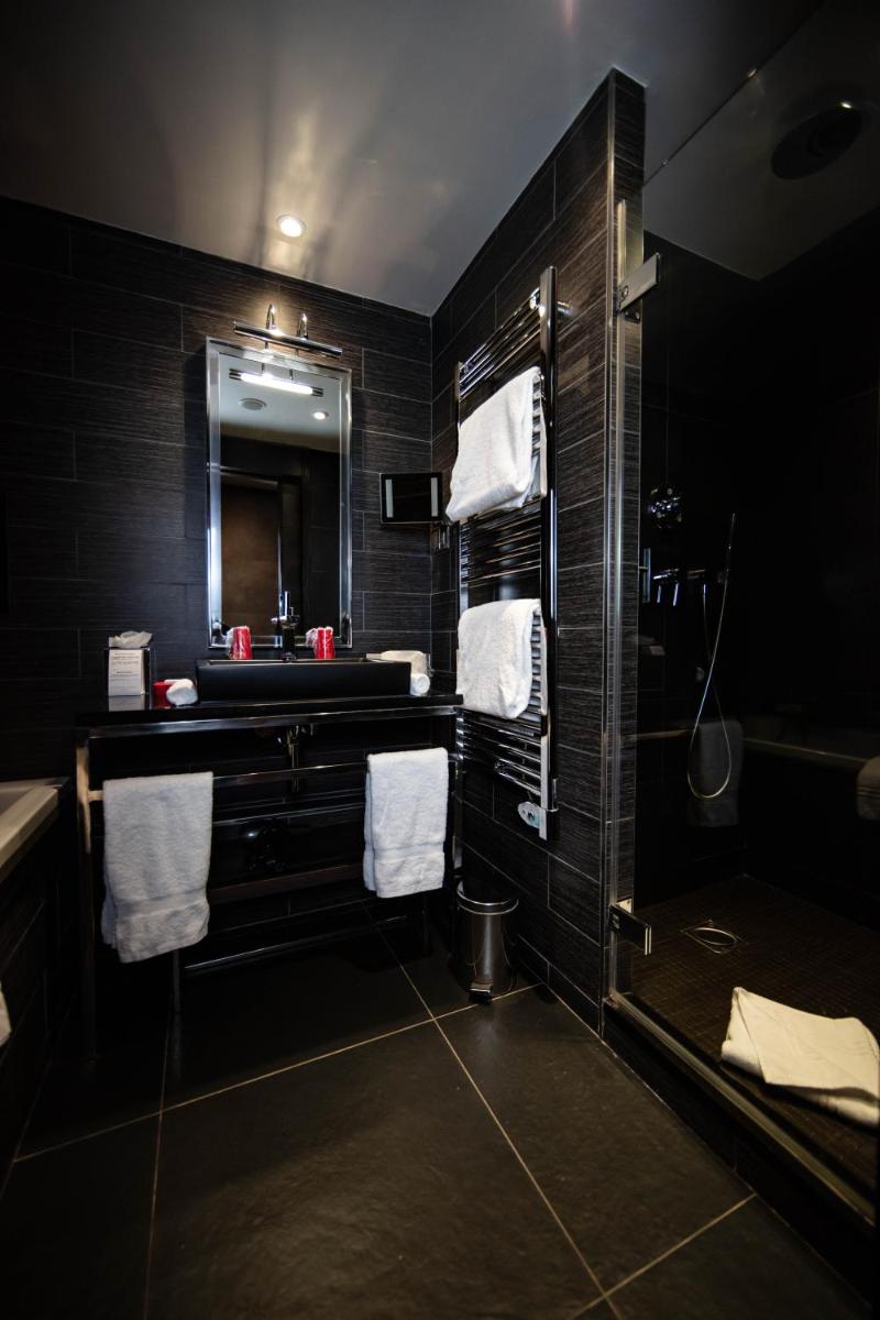 Avenue Lodge Hotel & Spa