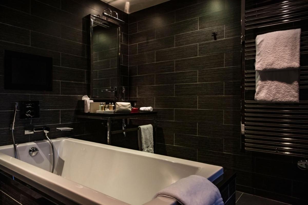 Avenue Lodge Hotel & Spa