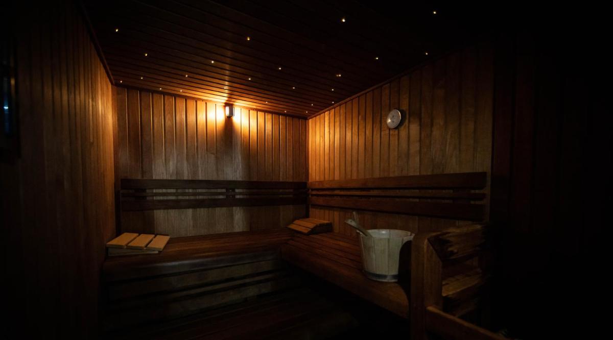 Avenue Lodge Hotel & Spa