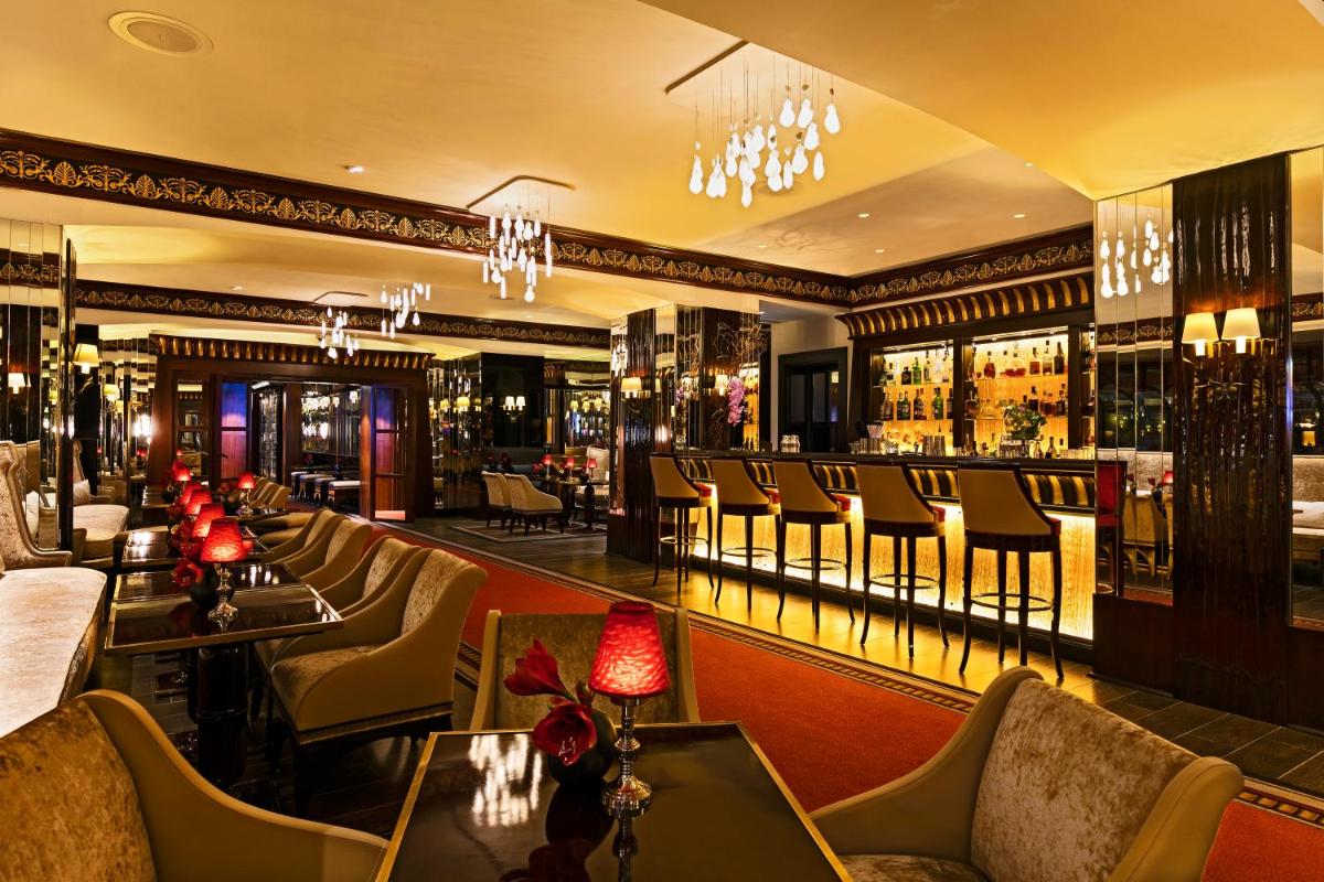 Hôtel Barrière Le Majestic Cannes