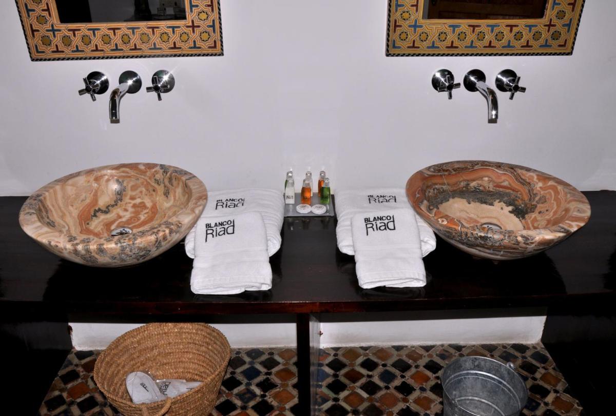 Hotel Blanco Riad