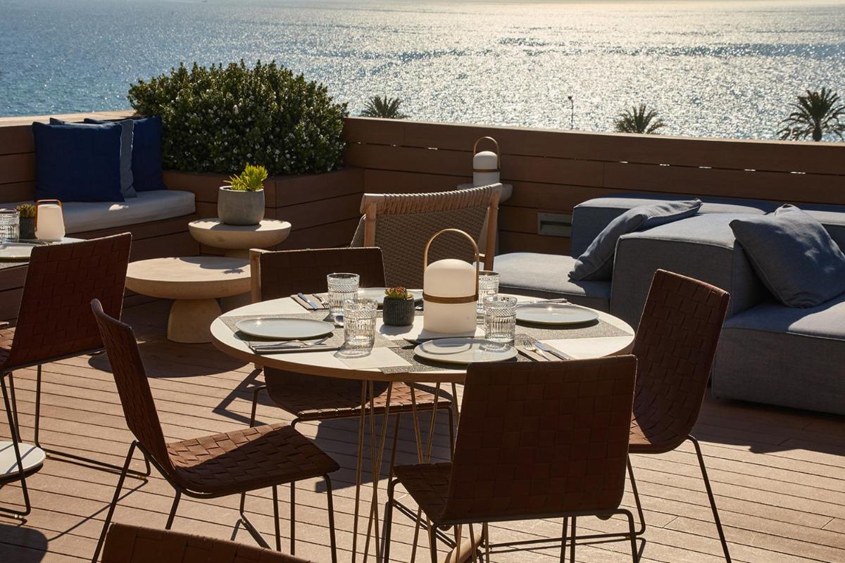 Calatrava Hotel, Mediterranean Sea House