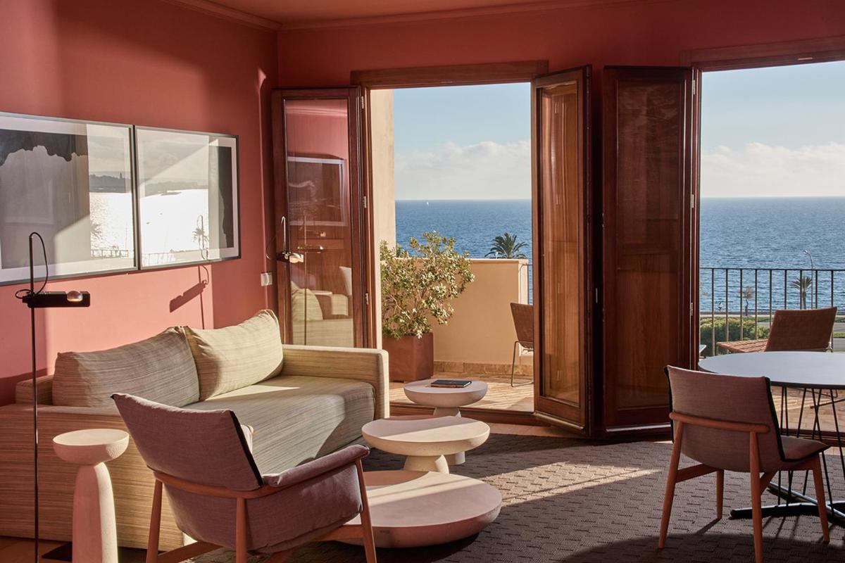 Calatrava Hotel, Mediterranean Sea House