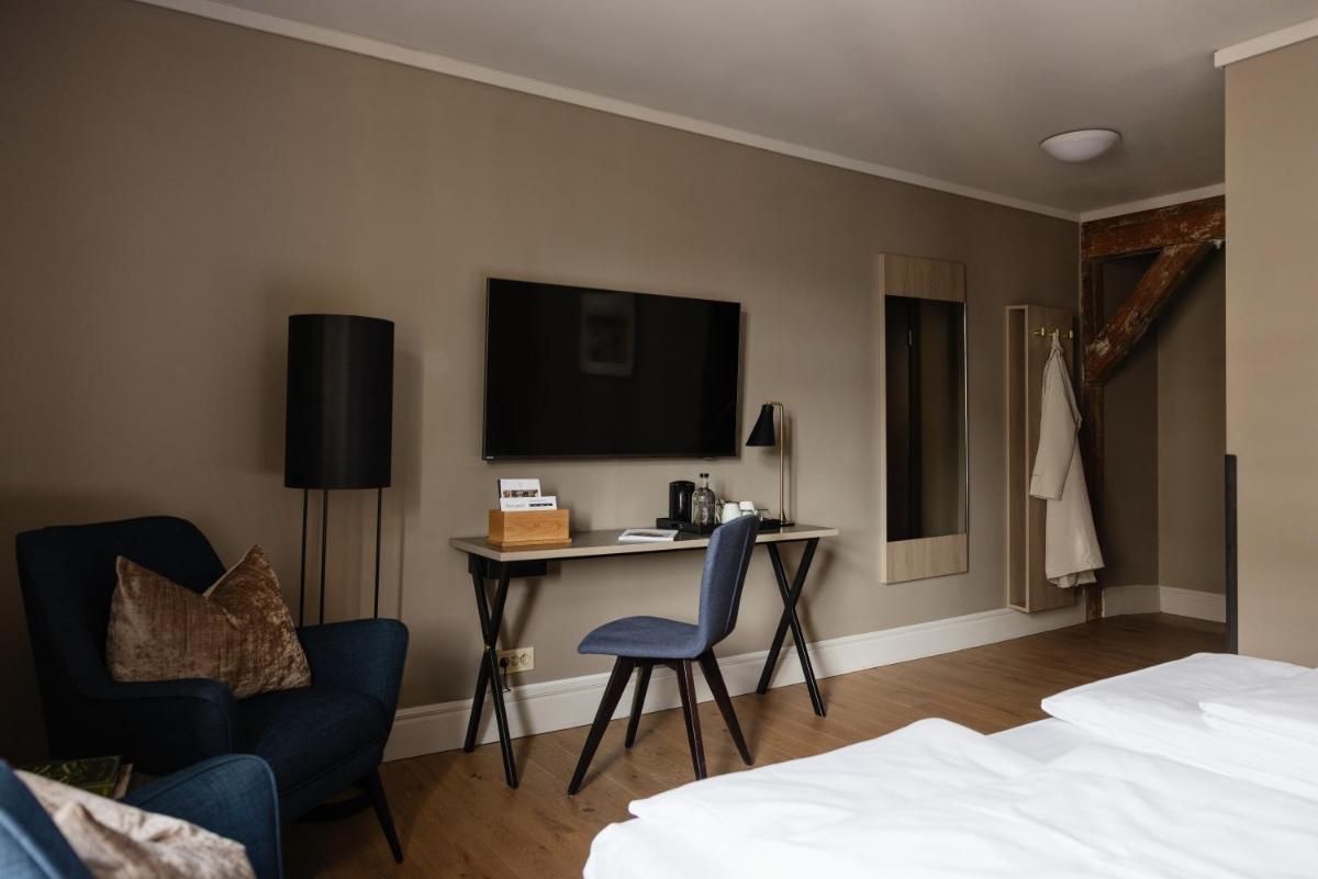 Hotel Brosundet