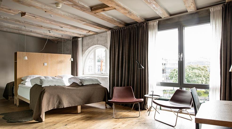 Hotel Brosundet