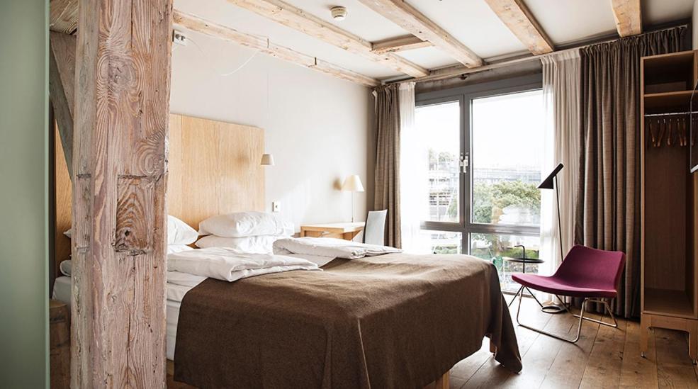 Hotel Brosundet