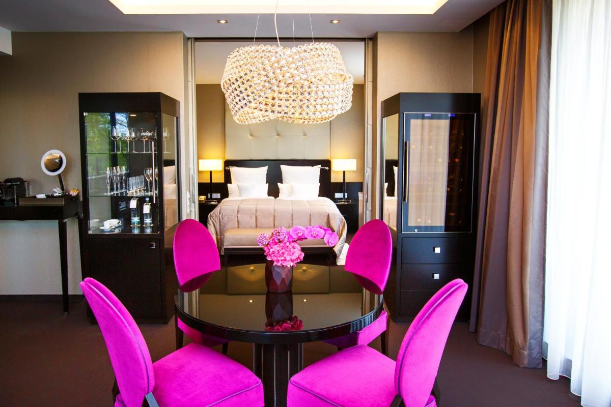 Relais & Châteaux Hotel Burg Schwarzenstein