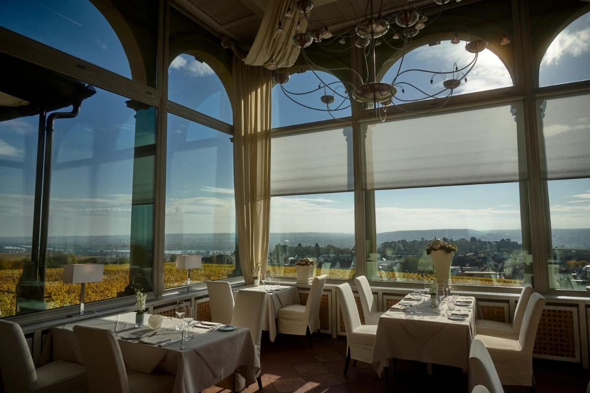Hotel Burg Schwarzenstein