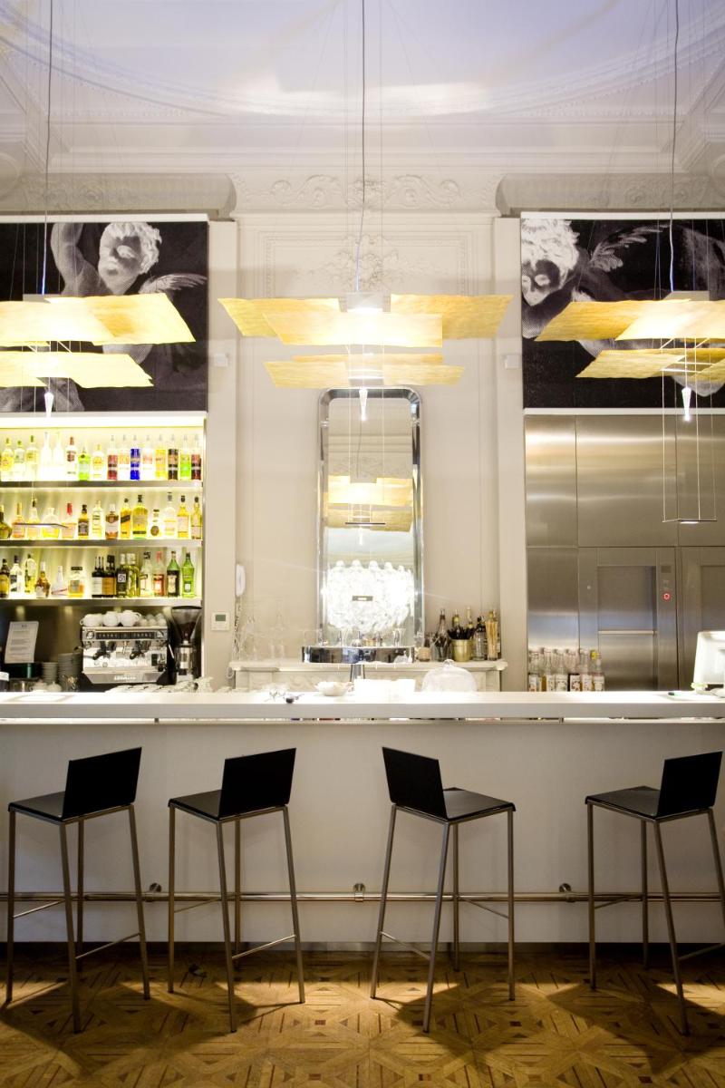 Hotel C2