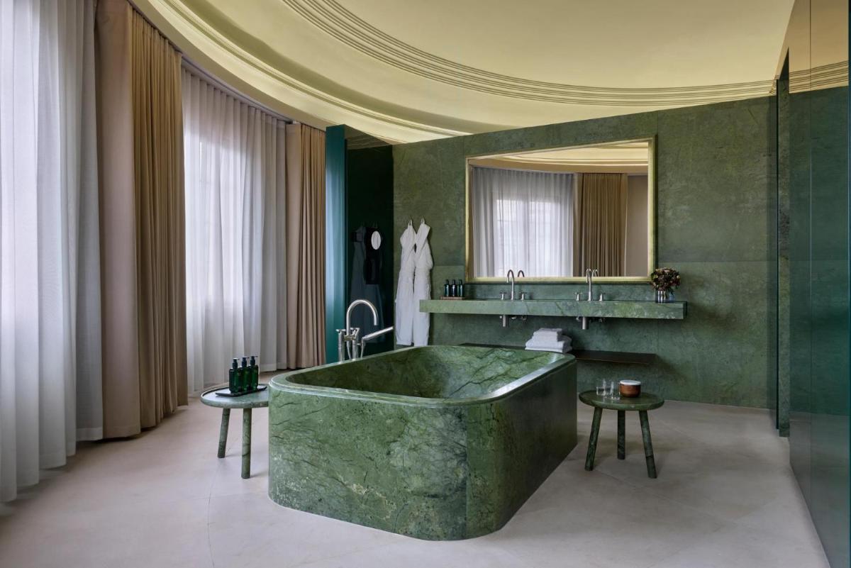 Hotel Cafe Royal