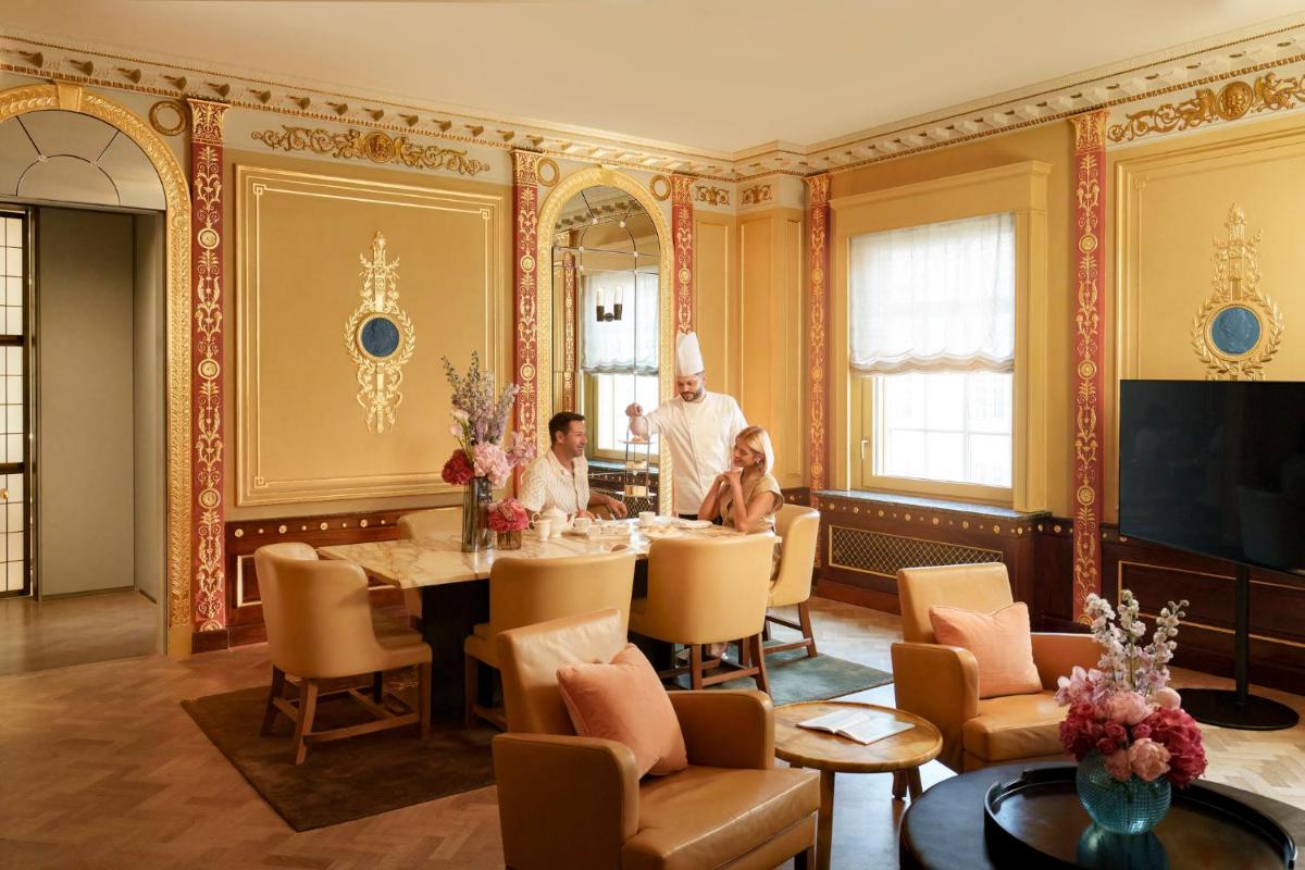 Hotel Cafe Royal