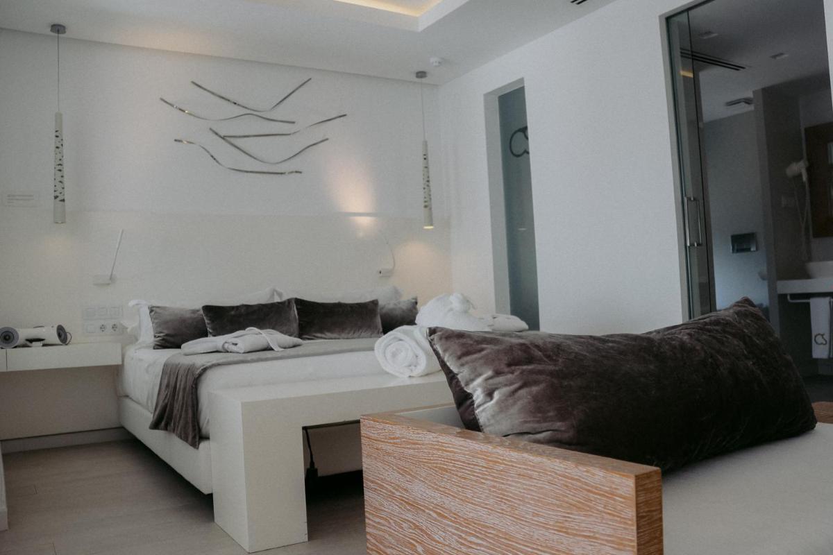 Hotel Cala Saona & Spa