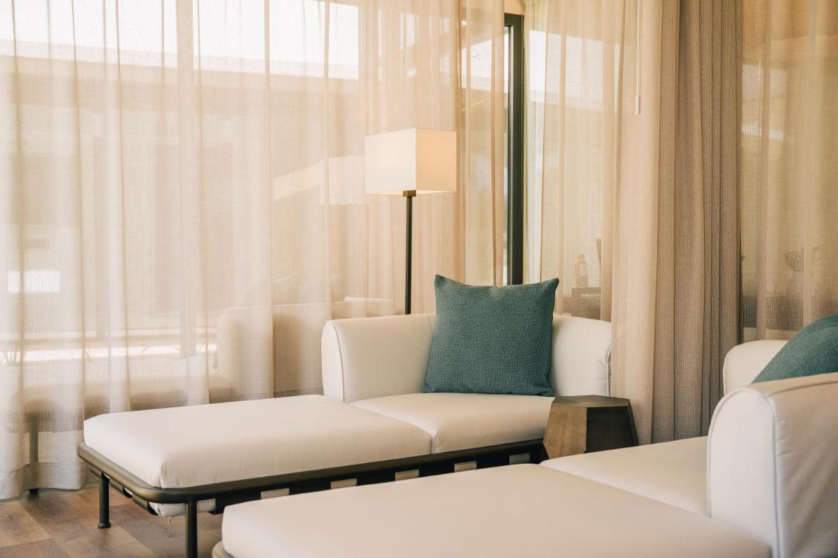 Hotel Camiral - The Leading Hotels of the World