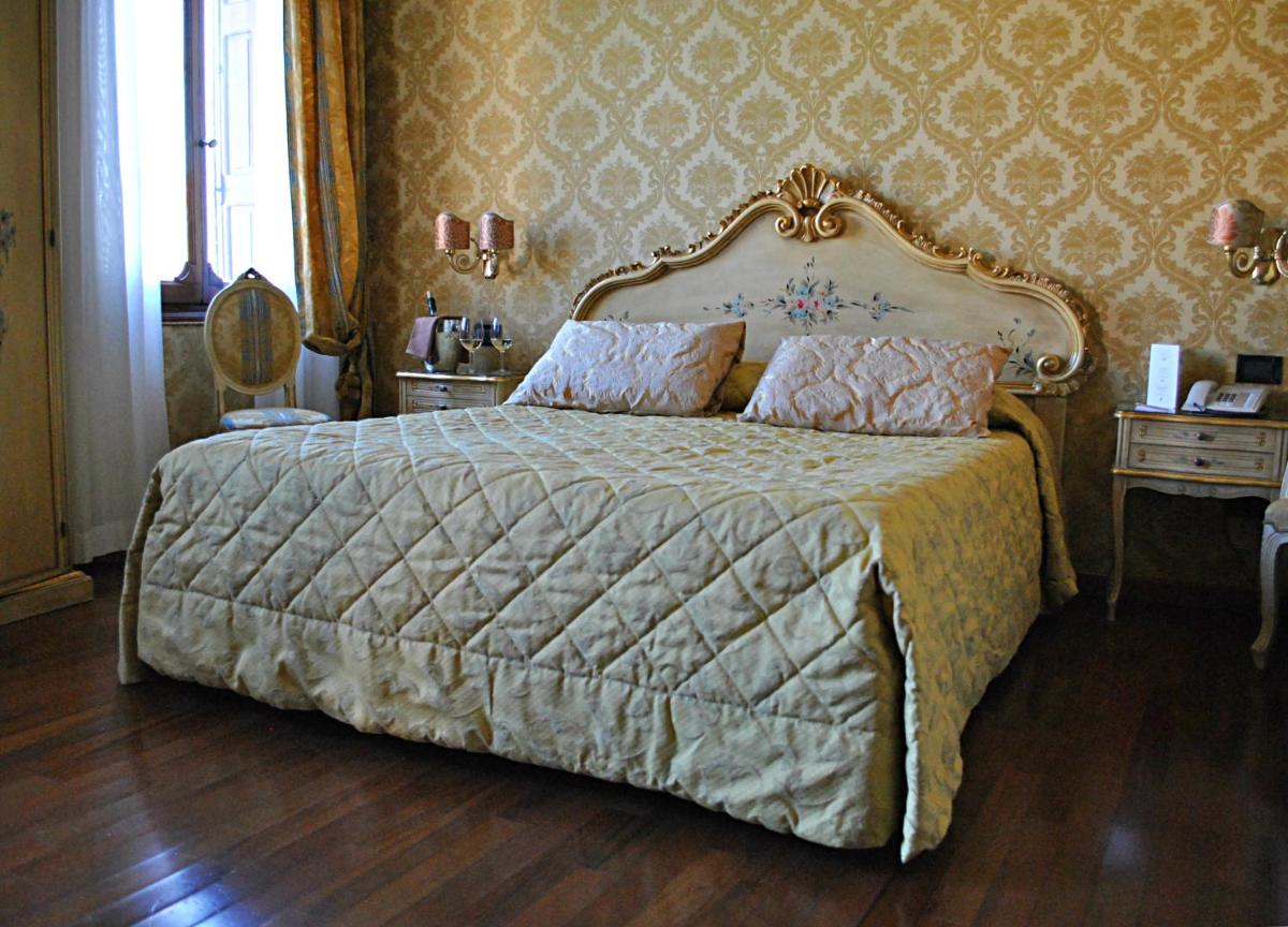 Hotel Carlton On The Grand Canal