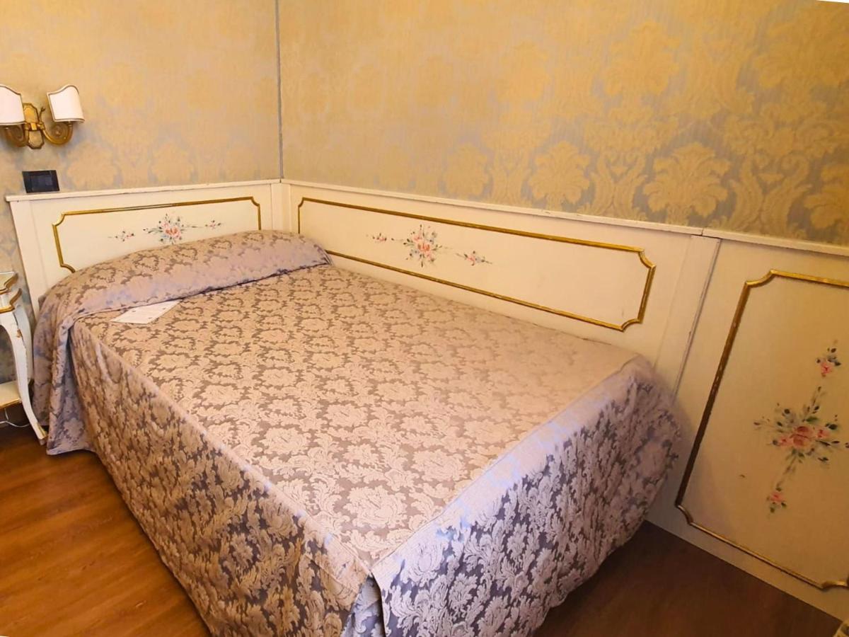 Hotel Carlton On The Grand Canal