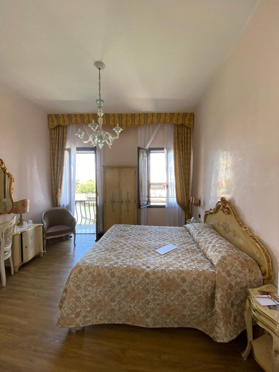 Hotel Carlton On The Grand Canal