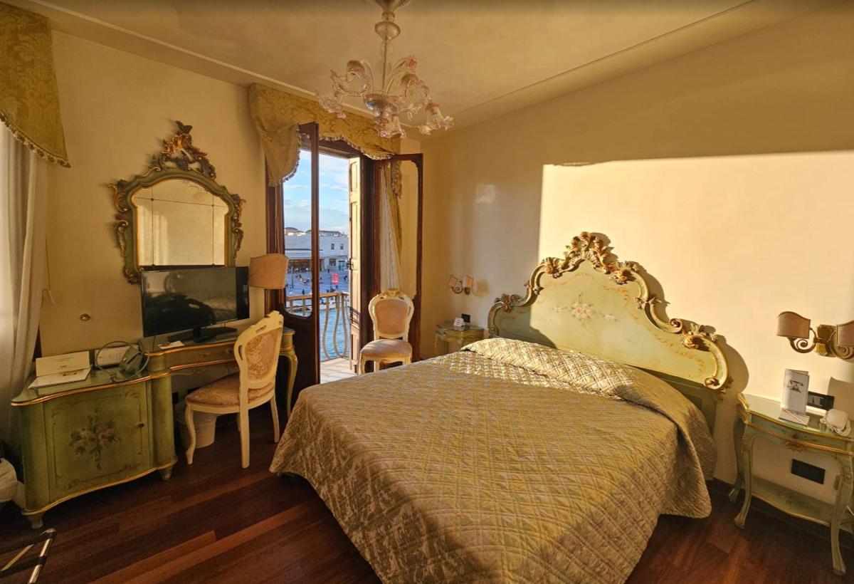 Hotel Carlton On The Grand Canal