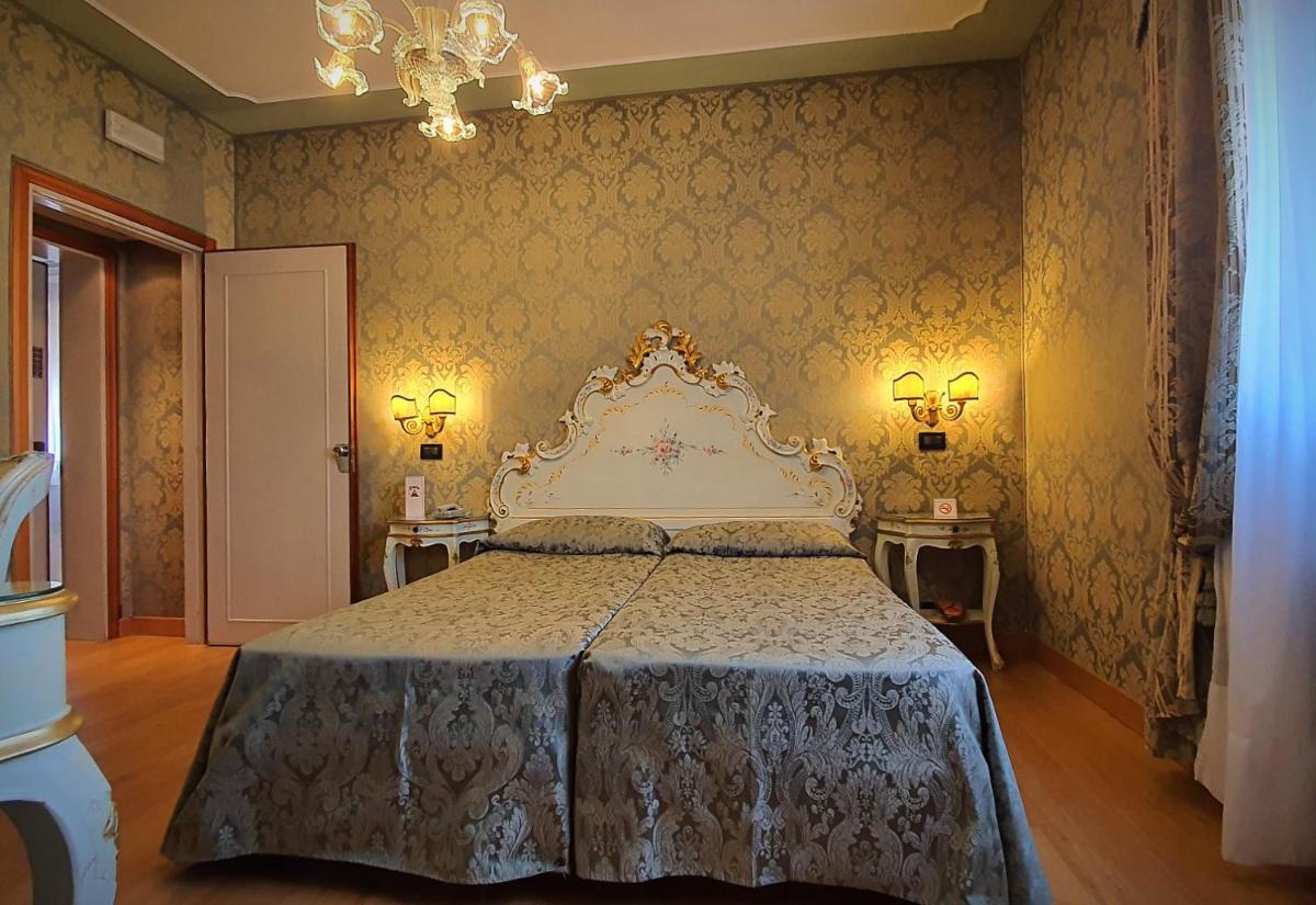 Hotel Carlton On The Grand Canal