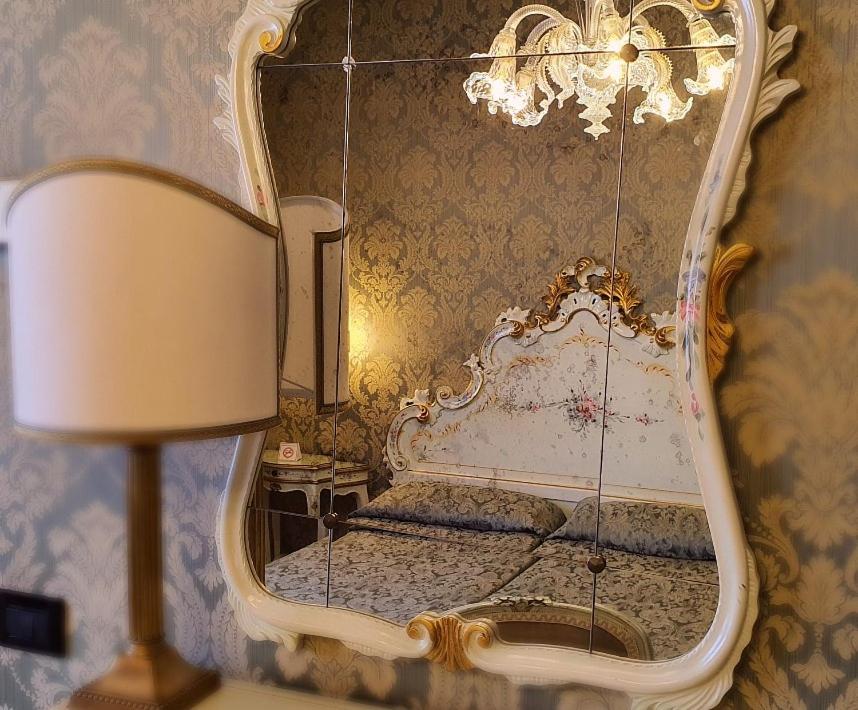 Hotel Carlton On The Grand Canal