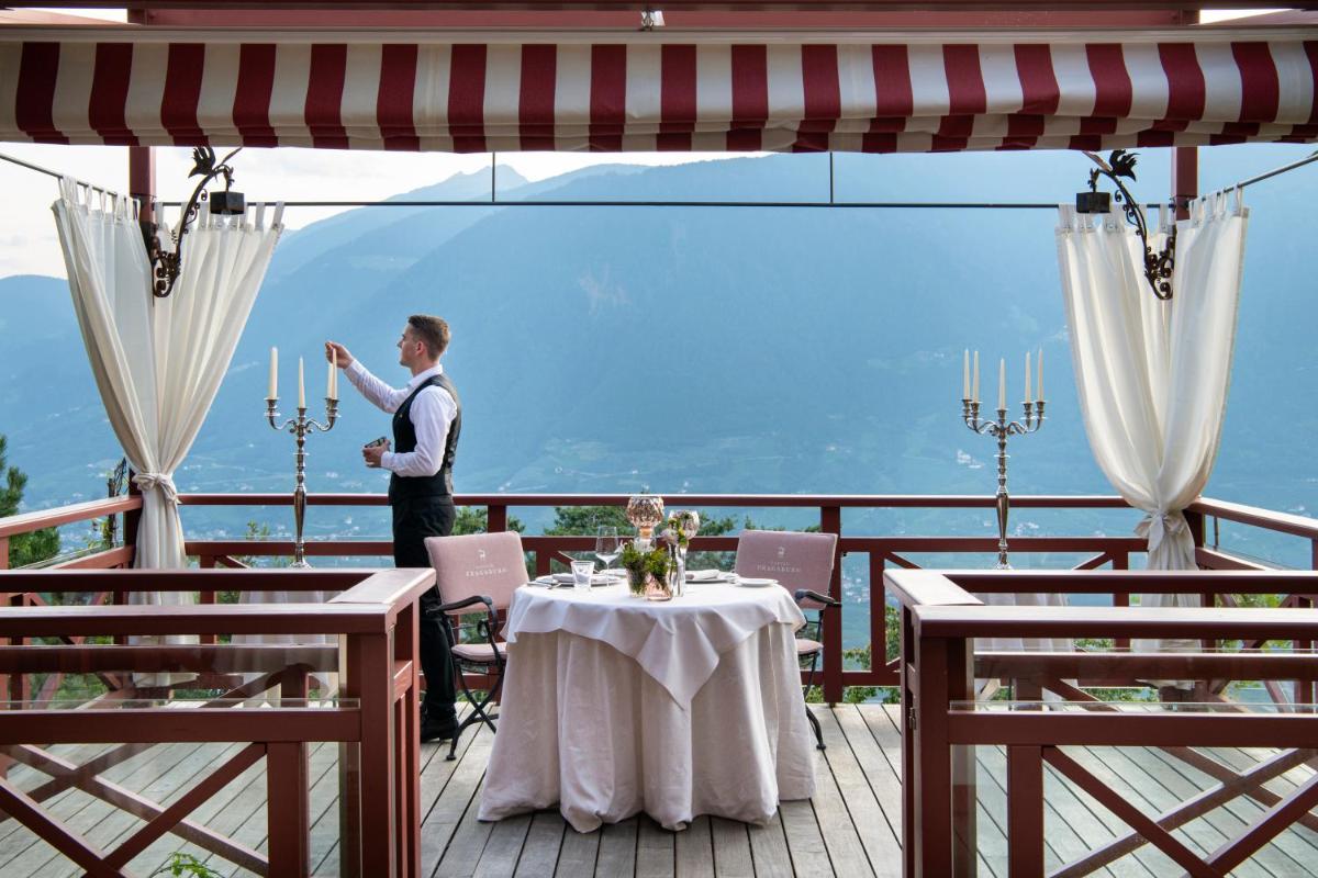 Relais & Chateaux Hotel Castel Fragsburg