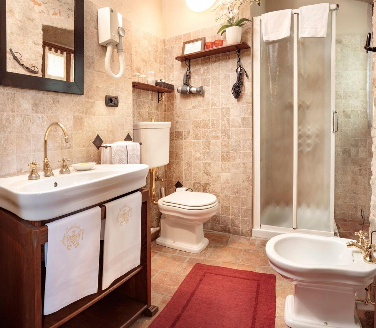 Hotel Castello Di Sinio