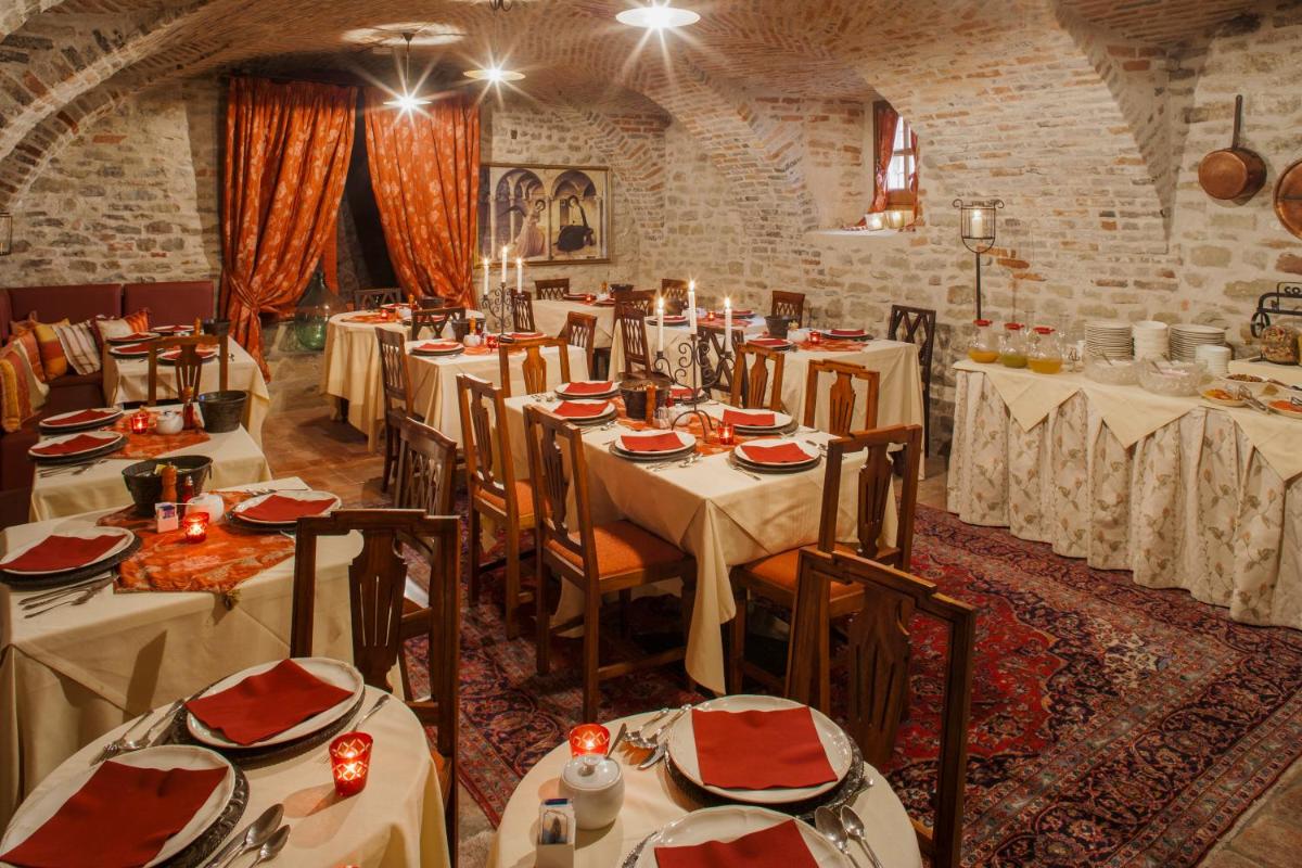 Hotel Castello Di Sinio
