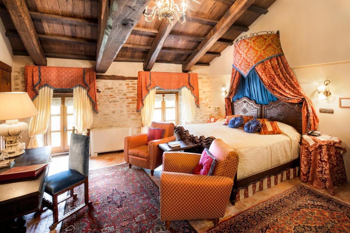 Hotel Castello Di Sinio