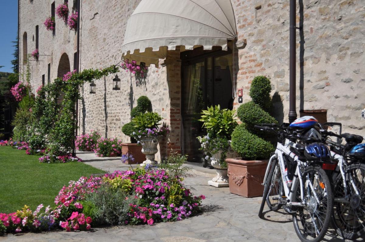 Hotel Castello Di Sinio