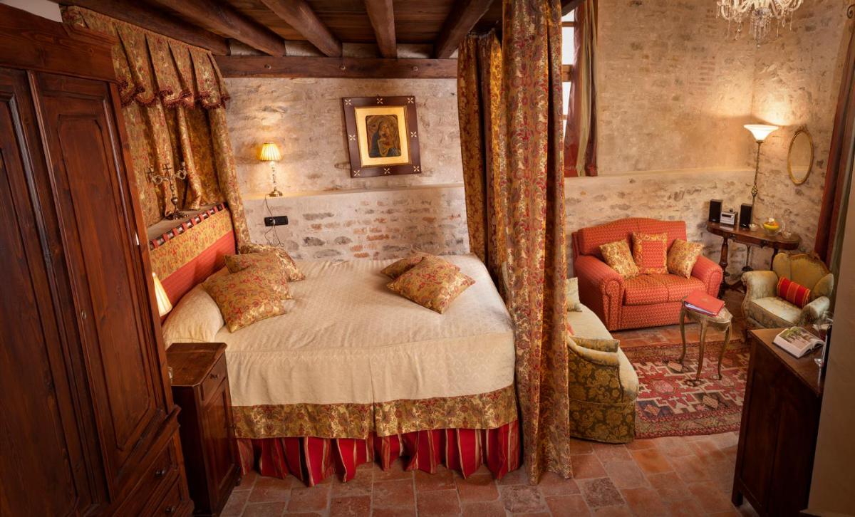 Hotel Castello Di Sinio