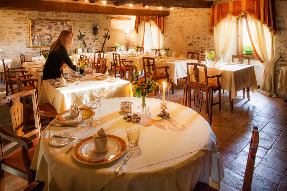 Hotel Castello Di Sinio