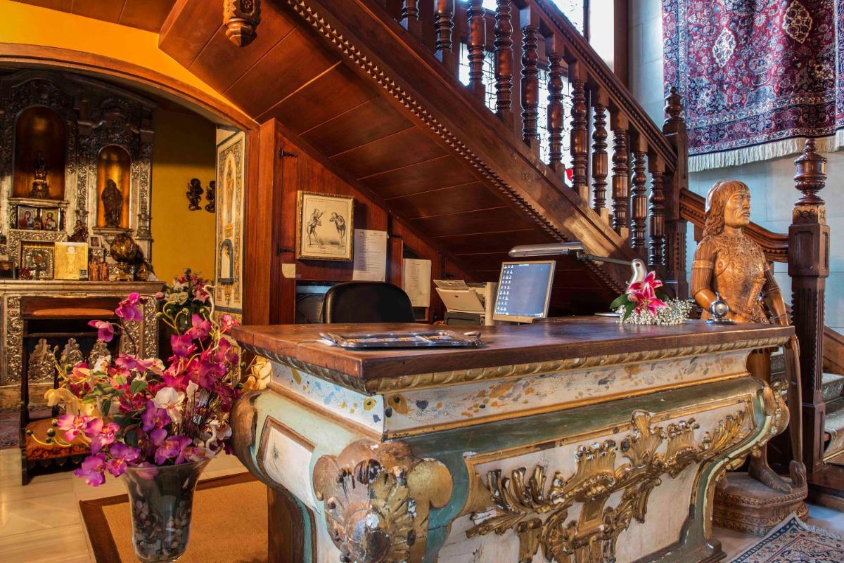 Hotel Castillo El Collado