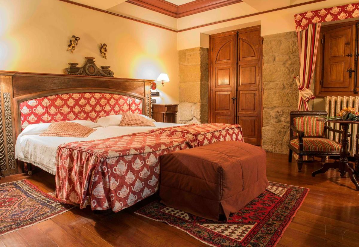 Hotel Castillo El Collado